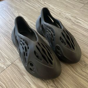 🔥NWOT🔥 Foam Shoes